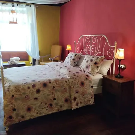 La Hacienda Colonial *